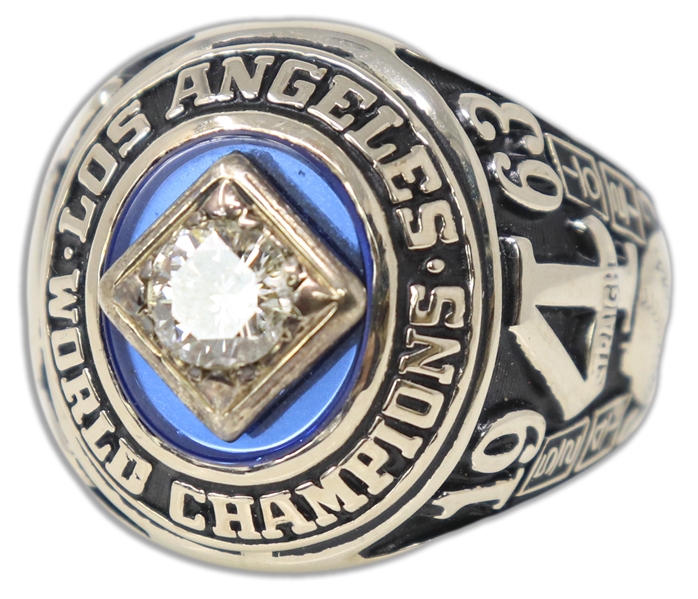 1963 Los Angeles Dodgers World Series Ring -- Belonging to the Mulvey Family Who Co-Owned the Dodgers